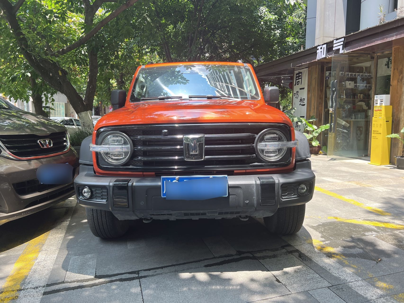 线控转向技术革命：雷克萨斯RZ450e试驾，方向盘为何能“消失”？